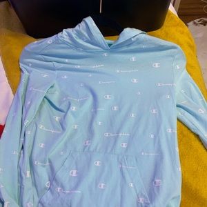 Girls champion hooded long sleeve shirt.